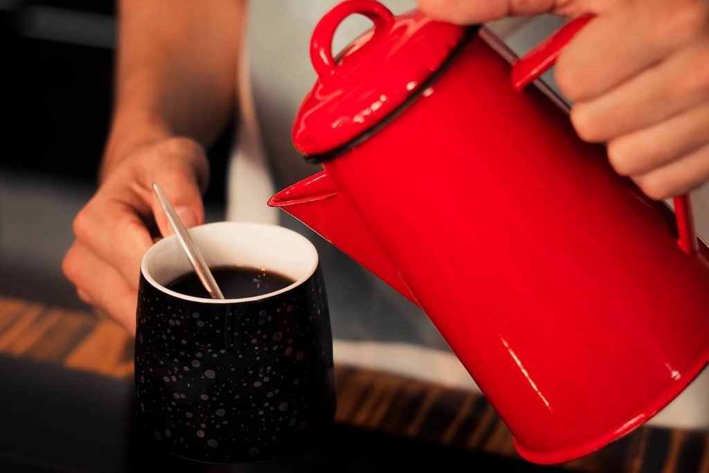 tasse à pot Comment utiliser un percolateur pour faire du café