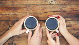Café et Âme : Découvrez les Liens Invisibles qui Connectent l'Homme à sa Tasse